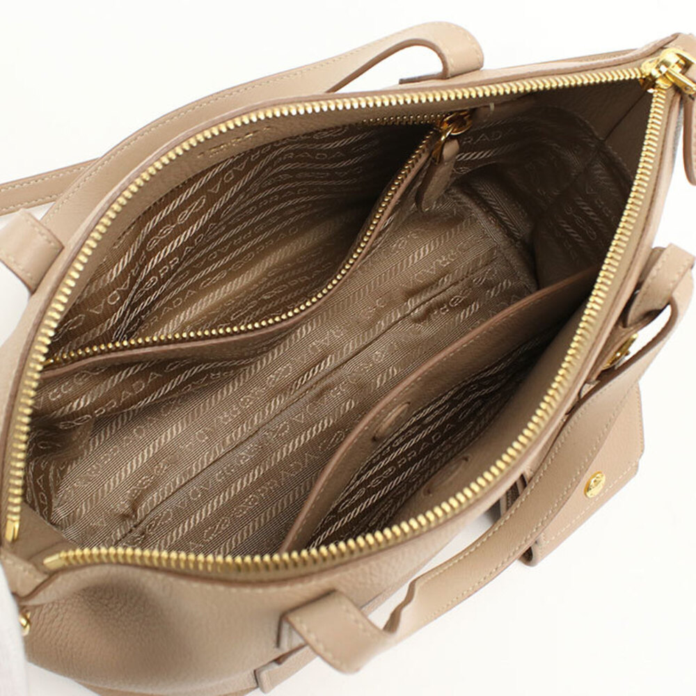 PRADA Bag - Picture 3 of 8